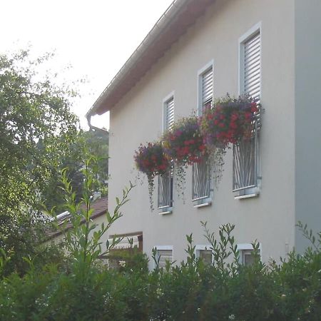 Ferienwohnung Im Gruenen Illschwang Exterior foto